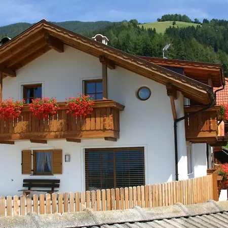 Thalerhof Çiftlik konaklama *
